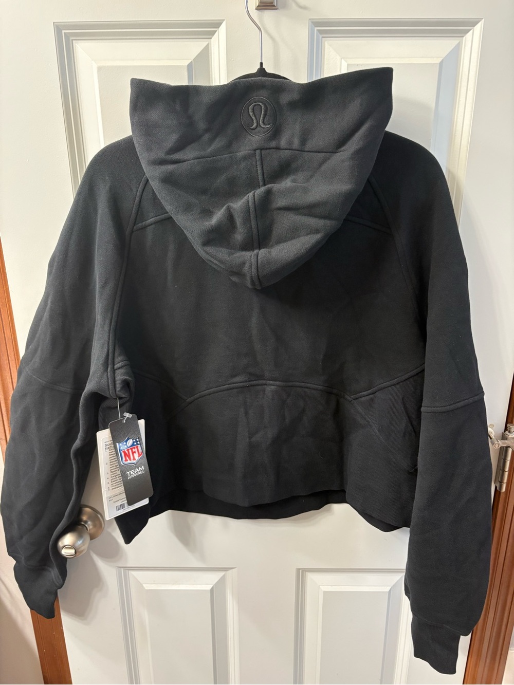 New! Lululemon x NFL Black Scuba Sweatshirt - Picture 5 of 7
